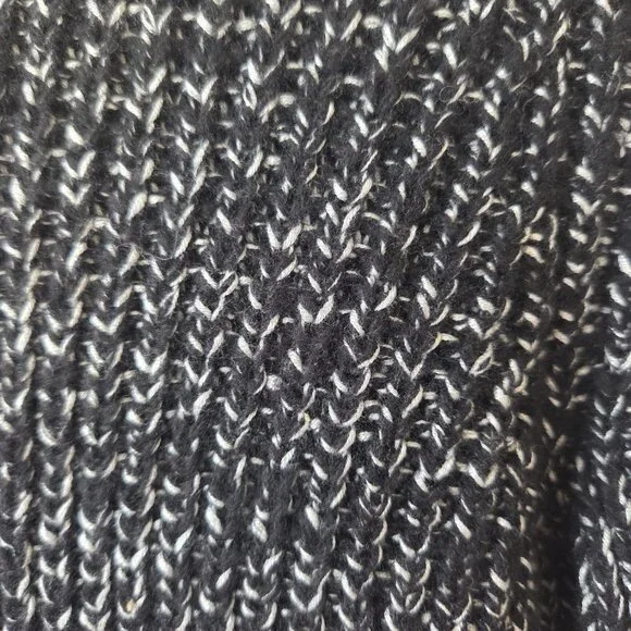 Athleta Sweater M Sierra Crew Black Wool Sweater NWOT - Picture 3 of 5